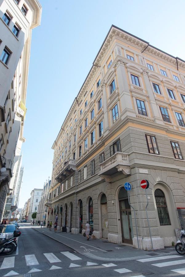 Aparthotel Dada à Trieste Extérieur photo